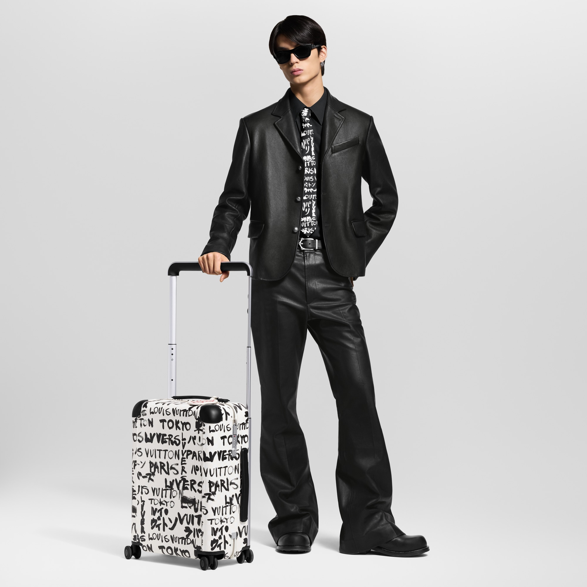 White Rolling Luggage Travel | LOUIS VUITTON